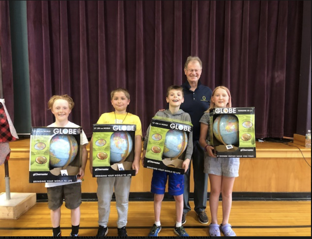 Bethel Citizen: World globes presented to all SAD 44 grade 3-5 students